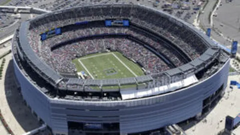 波兰国家队集训阵容变动：瓦卢凯维奇与扎莱夫斯基告别